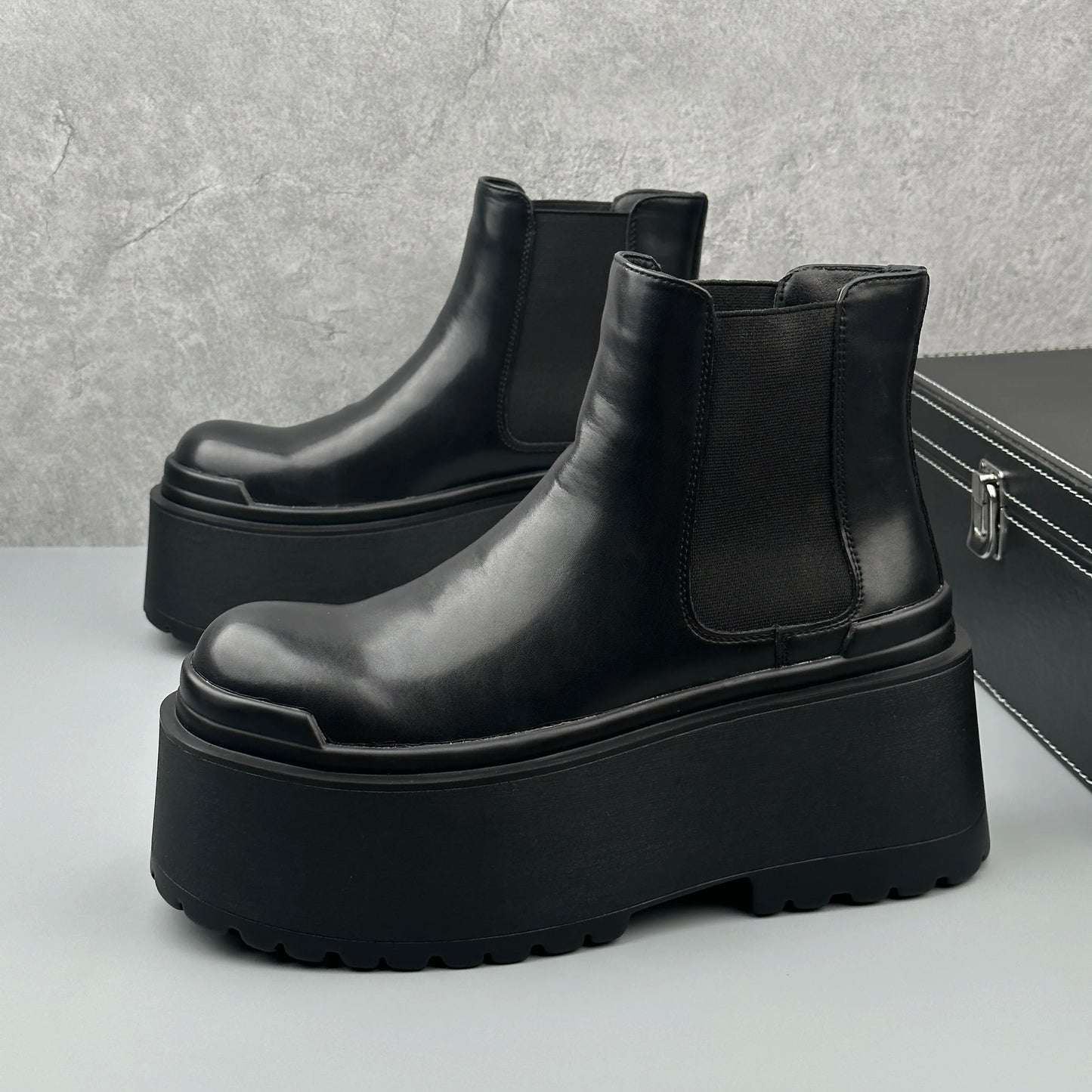 Aegis 盾 Platform Ankle Boot — Archive V.1