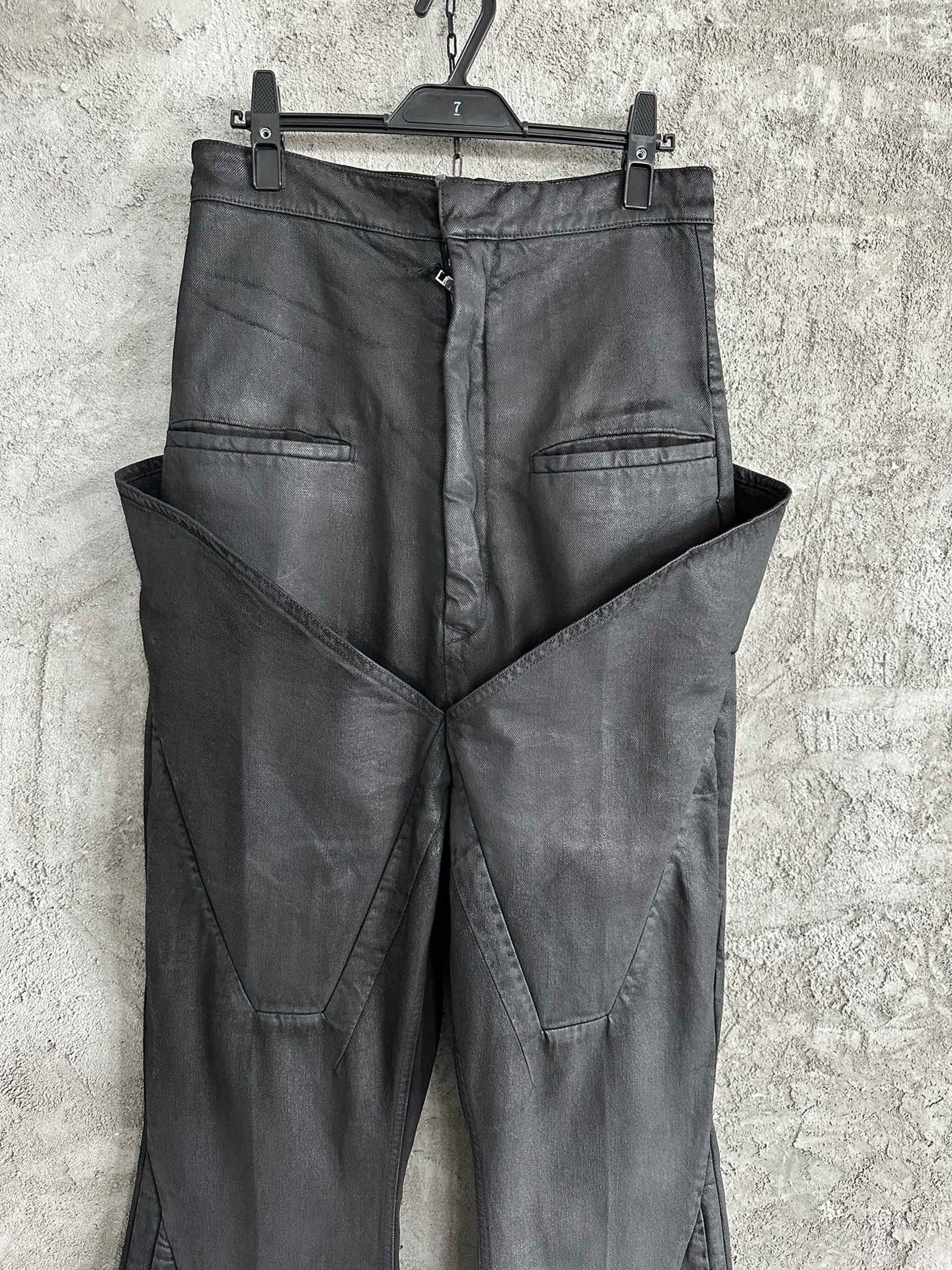 Shell 殻 Coated Flare Pant — Archive V.1